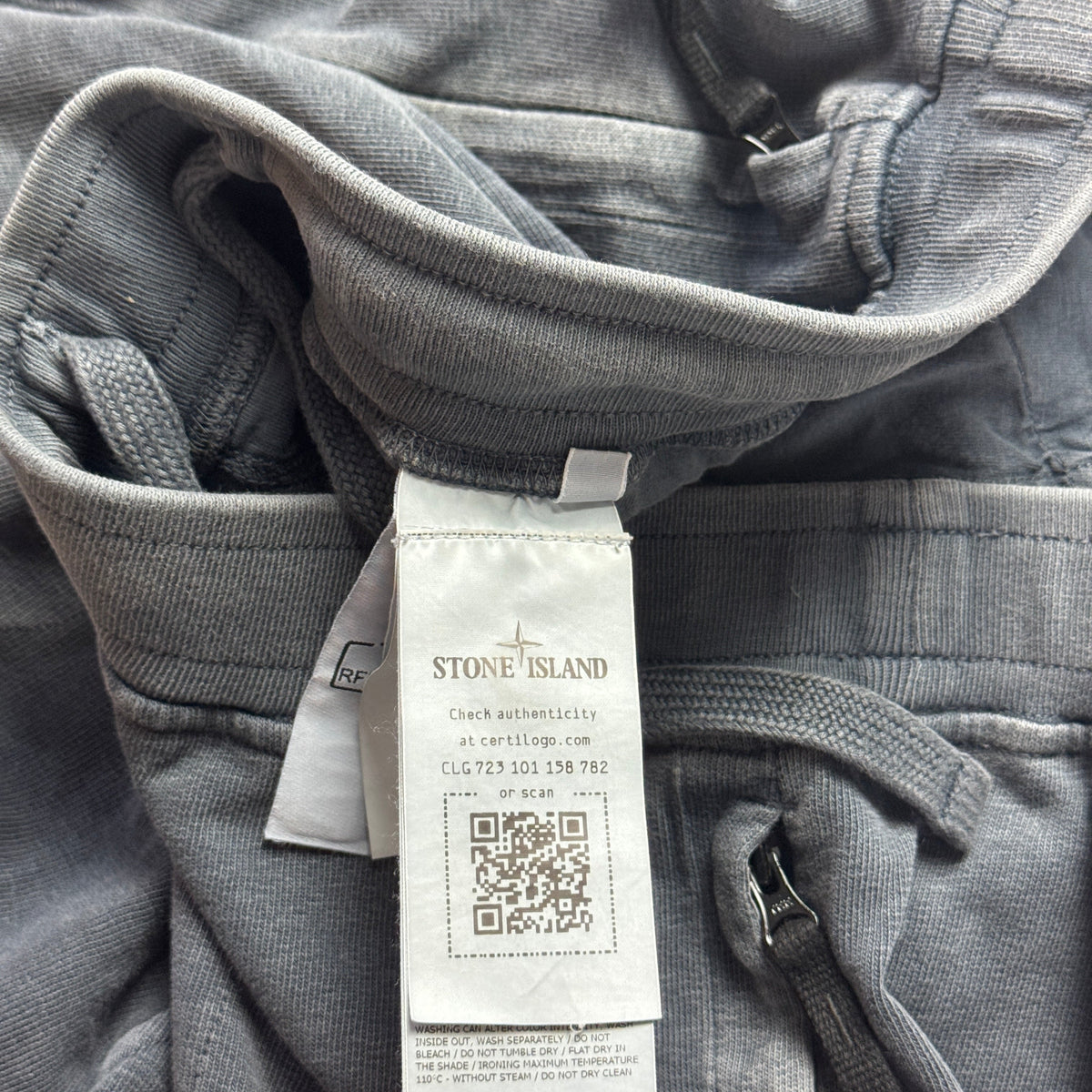 Stone Island Shorts (L)
