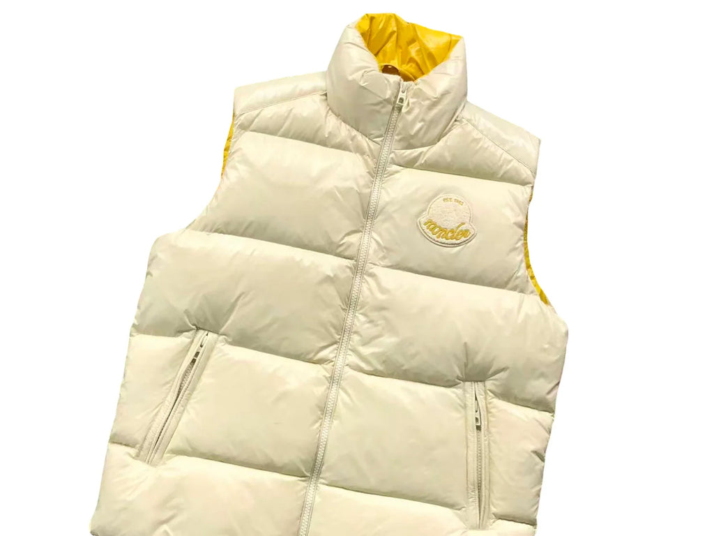 Moncler Lipsi Gilet in Ivory