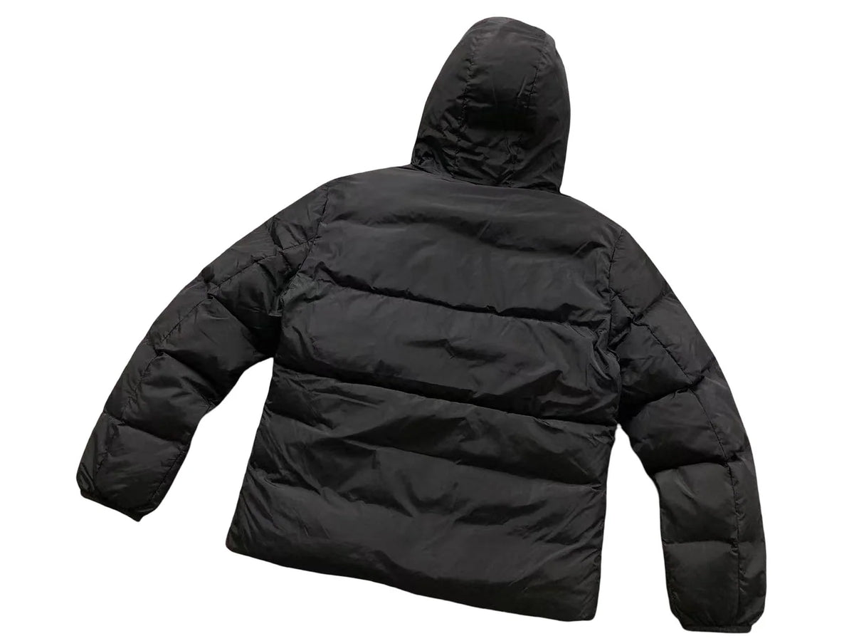 Moncler Montcla Down Jacket in Black