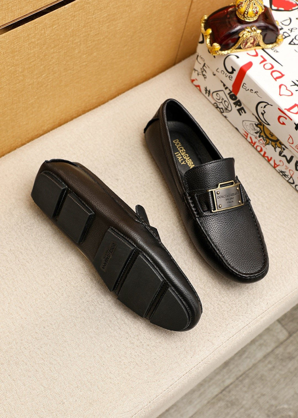 Dolce & Gabbana Men's Black Buckle Loafers