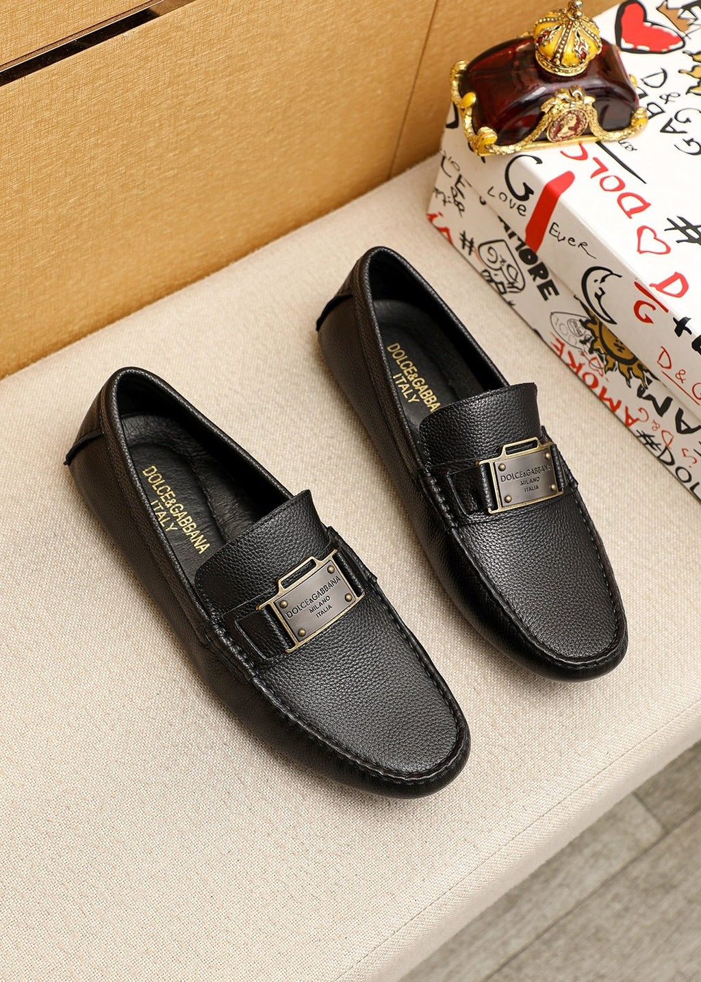 Dolce & Gabbana Men's Black Buckle Loafers